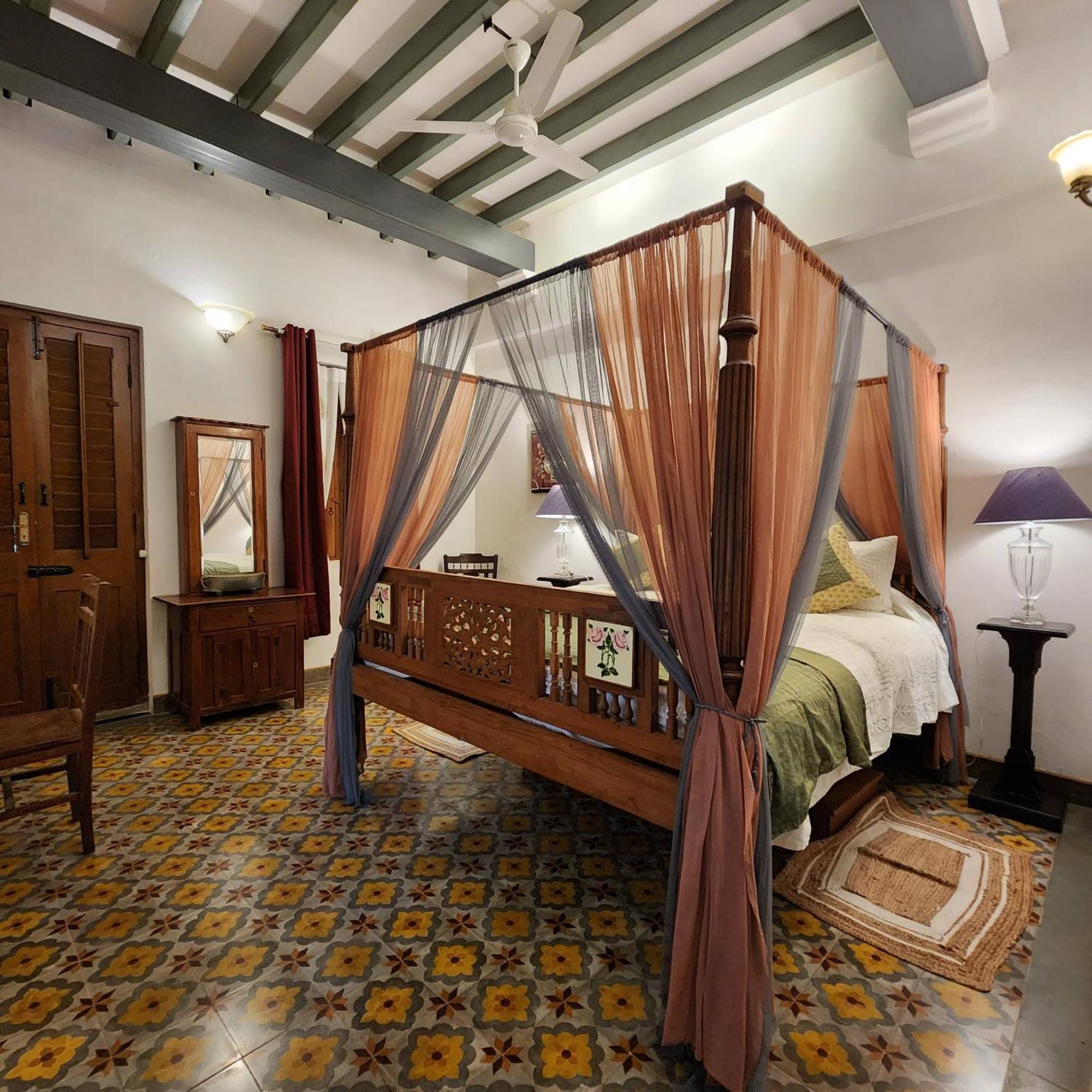 Kariappa House Hotel Pondicherry Bagian luar foto