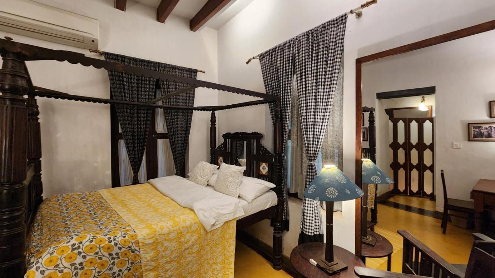 Kariappa House Hotel Pondicherry Bagian luar foto